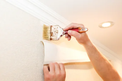 Pose de papier peint à Thuret — revêtements muraux et toiles de verre